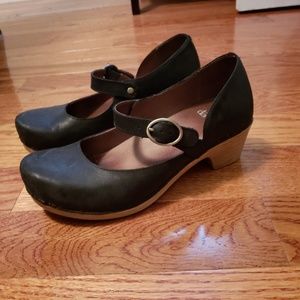 Dansko Mary Jane's 38, US 7.5